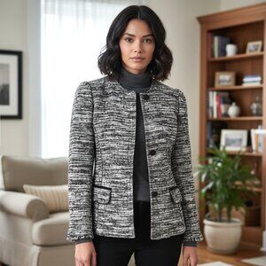 Oscar de la Renta Black and White Bouclé-Tweed Jacket, Size 2